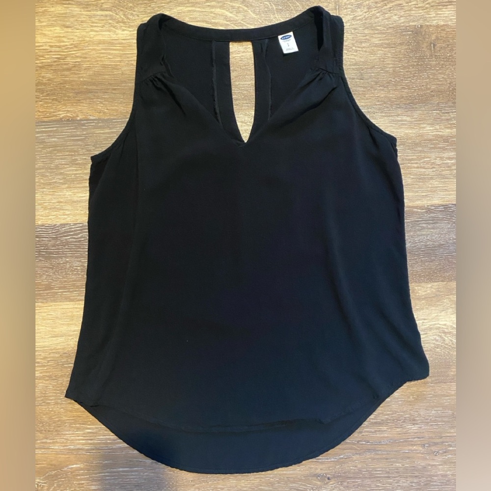 Old Navy Black Sleeveless Top